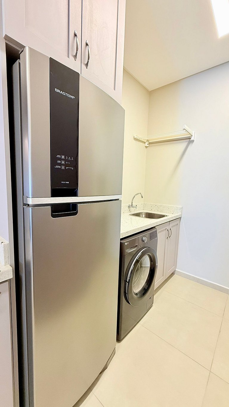 Charmoso e Completo c/ Lareira Próx a Rua Coberta