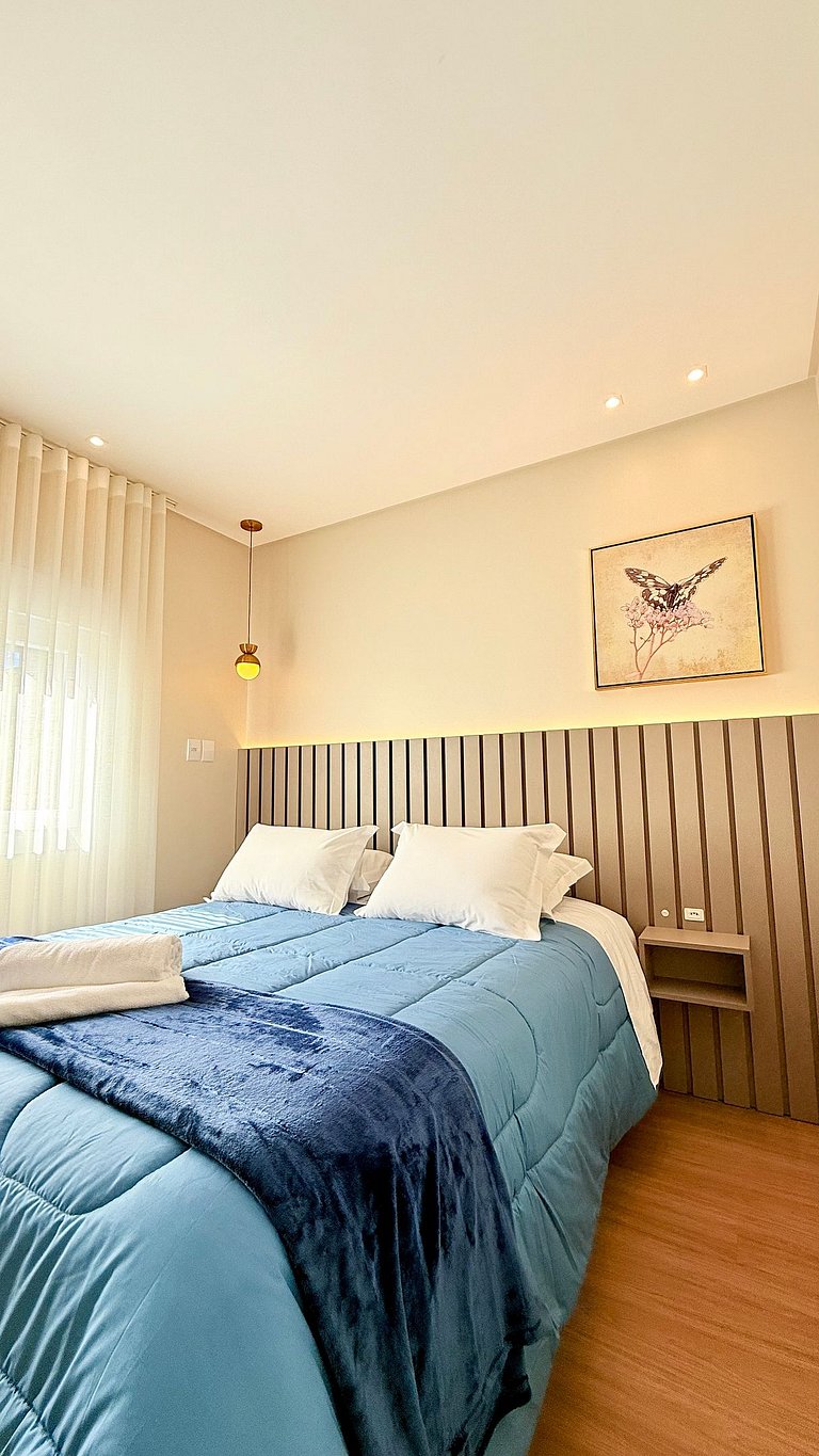 Charmoso e Completo c/ Lareira Próx a Rua Coberta