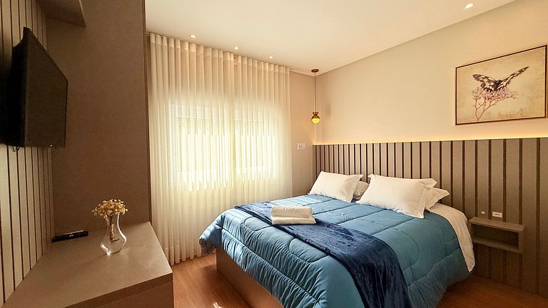 Charmoso e Completo c/ Lareira Próx a Rua Coberta