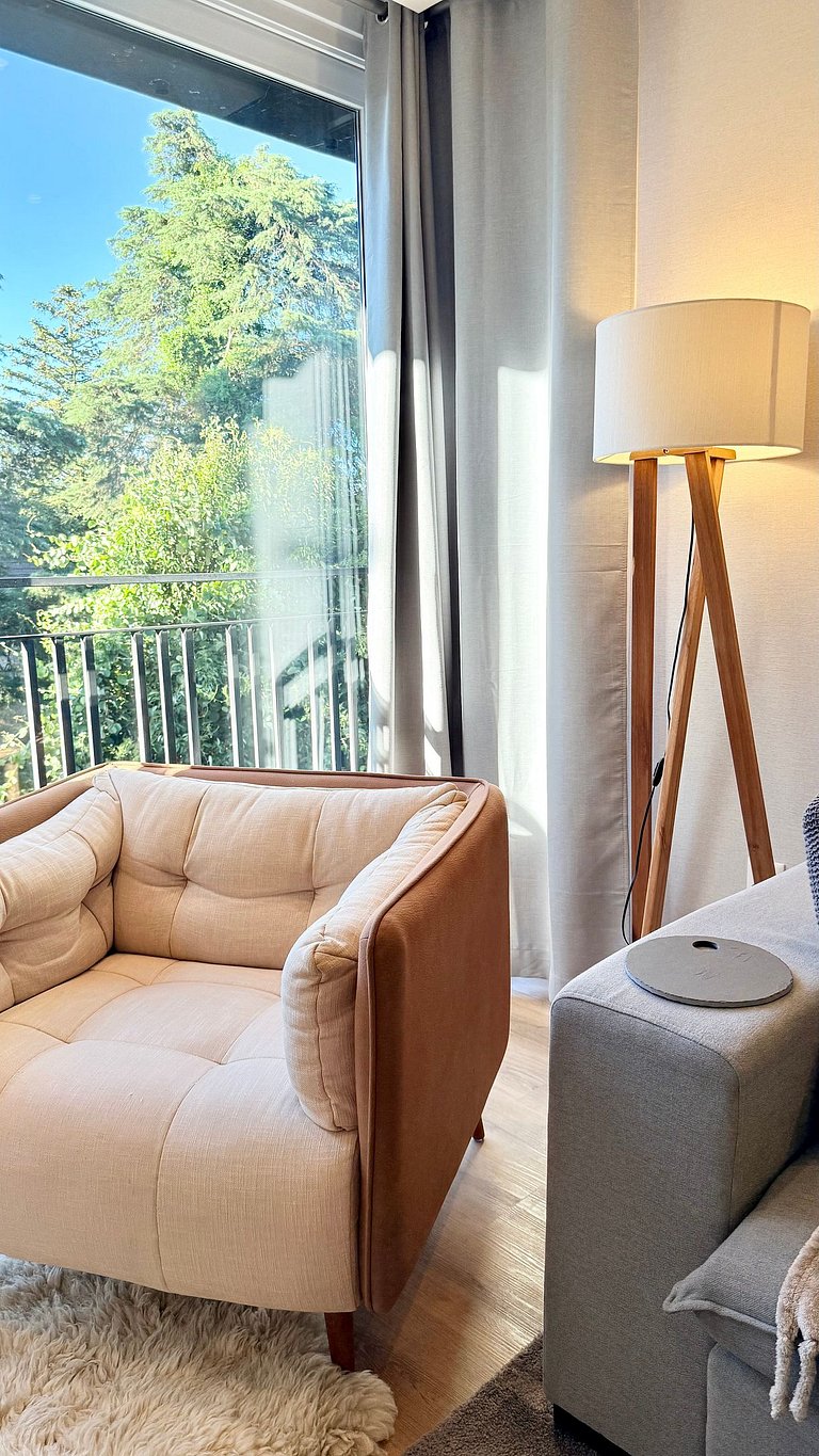 Alto padrão conforto e natureza próx ao centro