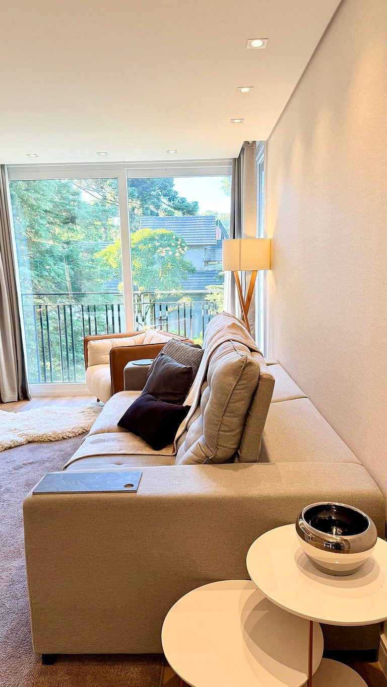 Alto padrão conforto e natureza próx ao centro