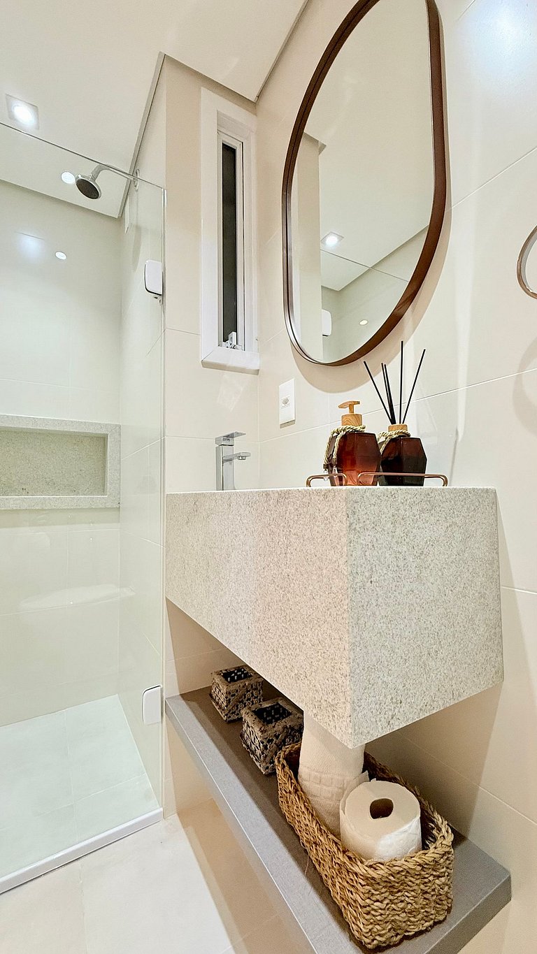 Alto padrão conforto e natureza próx ao centro