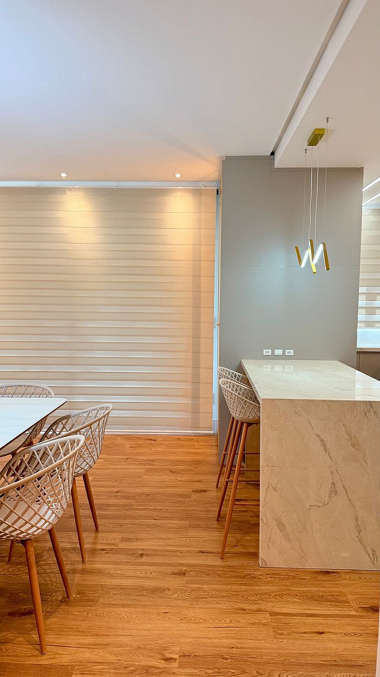 Alto Padrão em condomínio Clube com Piscina