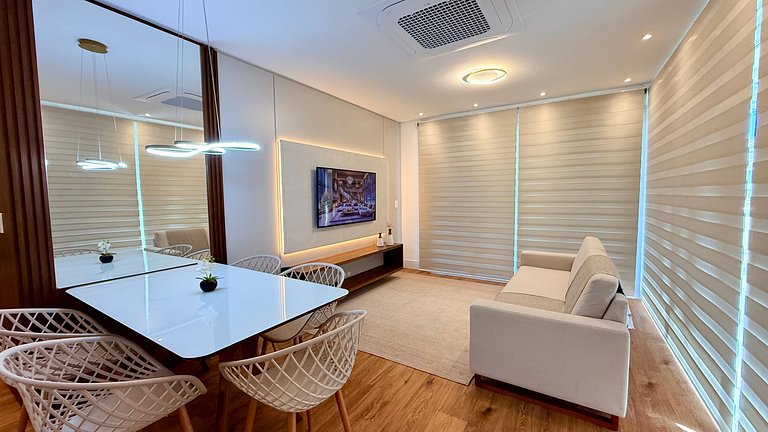 Alto Padrão em condomínio Clube com Piscina