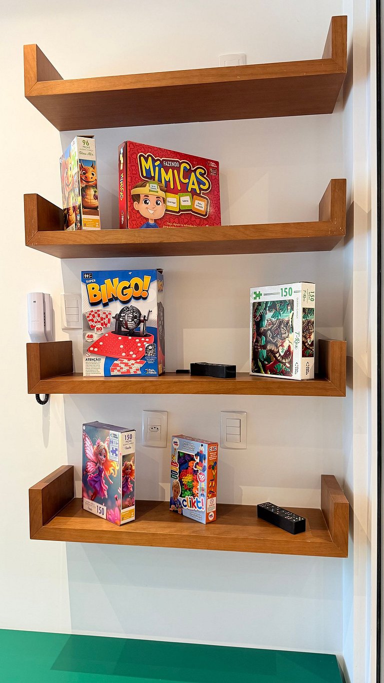 Alto Padrão em condomínio Clube com Piscina