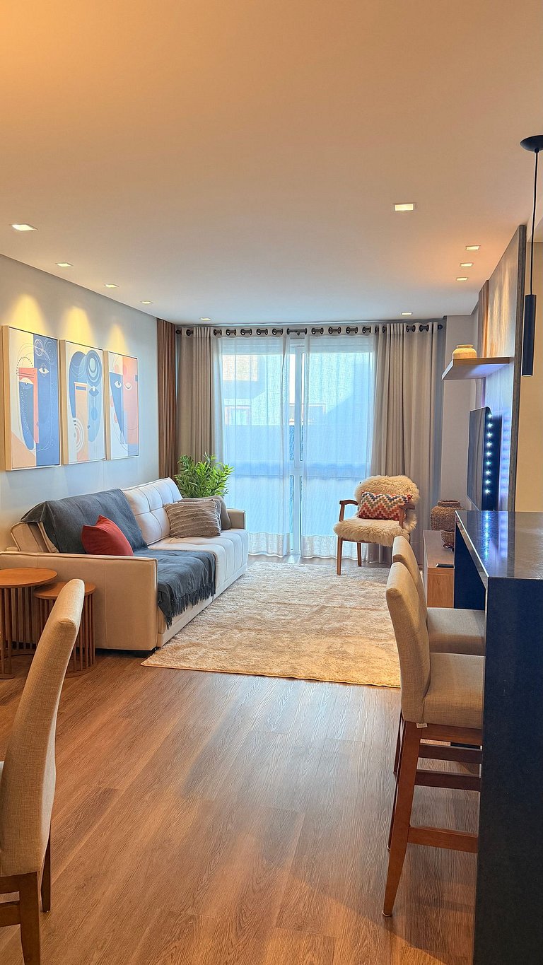 Apê Incrível em Canela | Novo e elegante