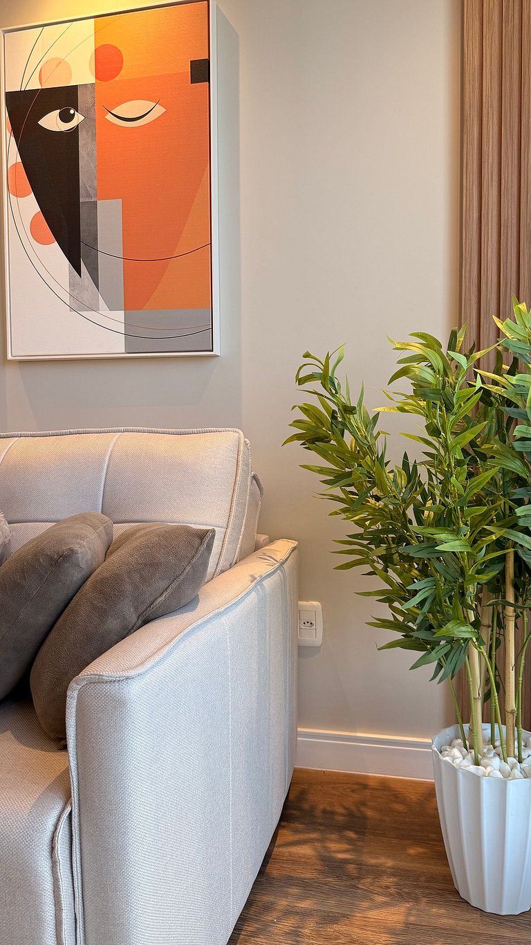 Apê Incrível em Canela | Novo e elegante