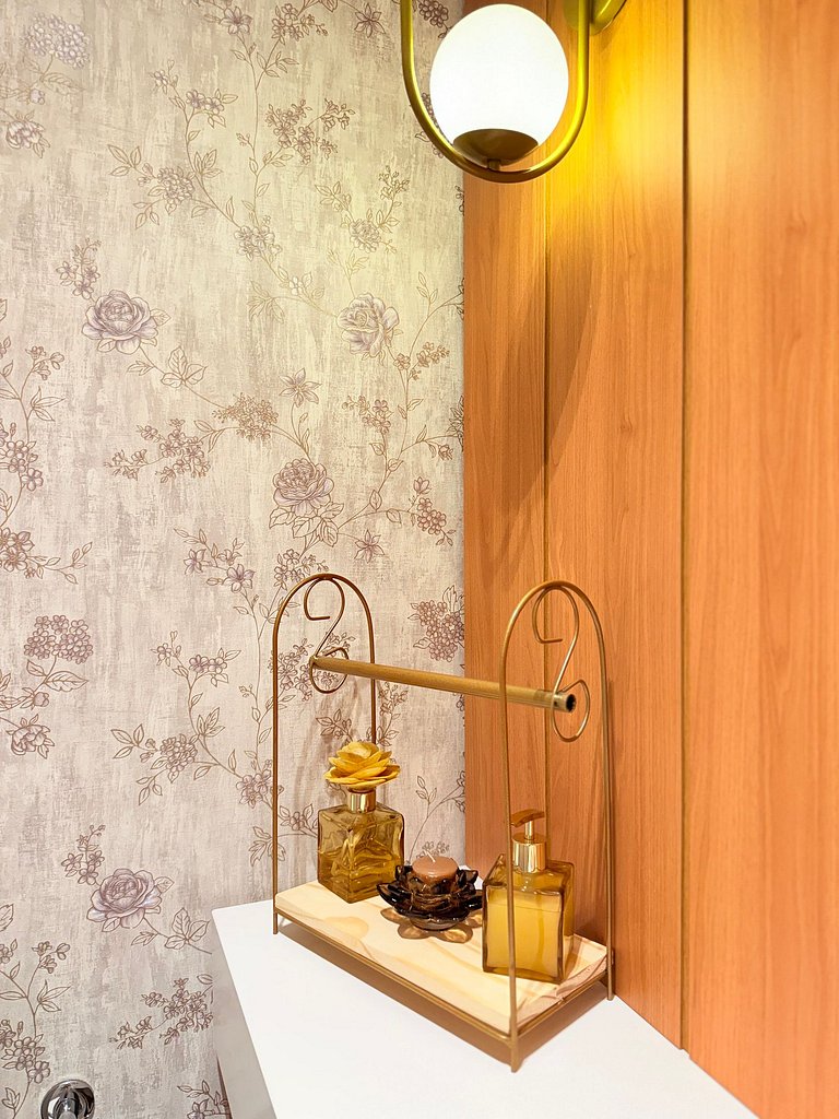 Natureza & Piscina | Apê Novo em Condomínio Clube