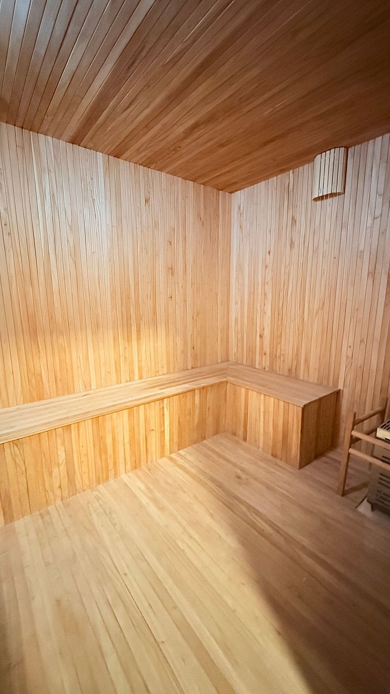 Natureza & Piscina | Apê Novo em Condomínio Clube