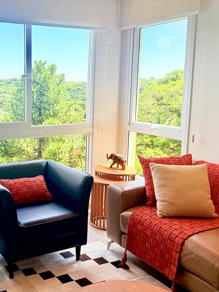 2 Suítes • Vista Sunset • 5min Centro